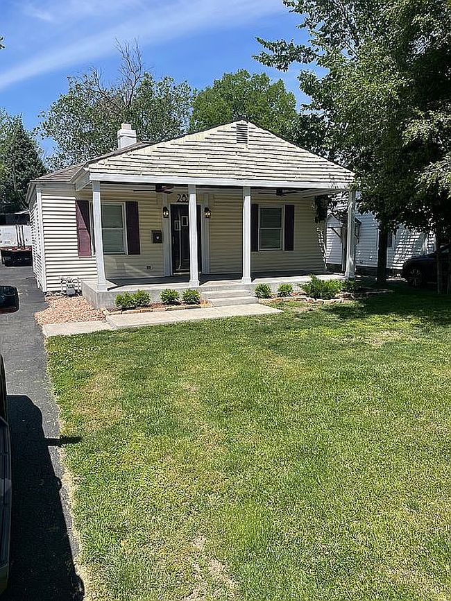 Photo of 2837 S 4th St