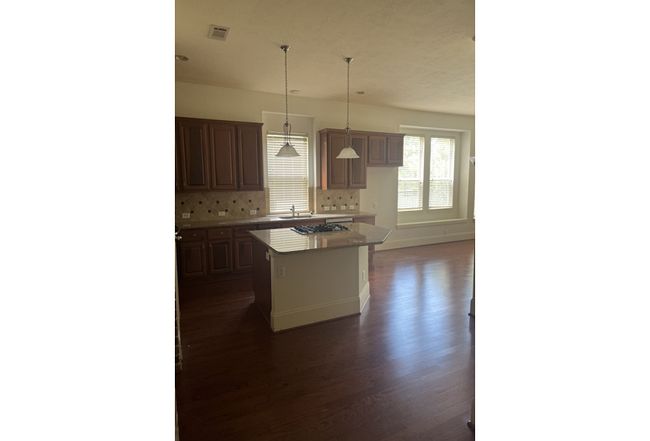 Preview of property located at 12511 Cove Landing Drive