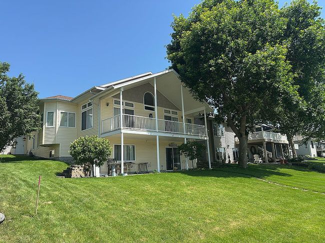 Photo of 15509 Furman Rd, Spirit Lake, IA