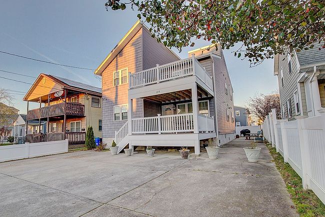 Photo of 129 5th St S, Brigantine, NJ