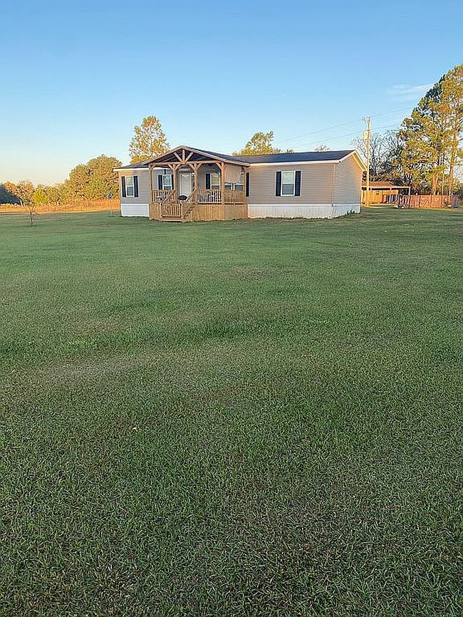 Photo of 108 Peterson Ln, Blakely, GA