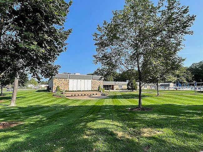 Photo of 120 Exmore Ct Unit D, Ridge, NY