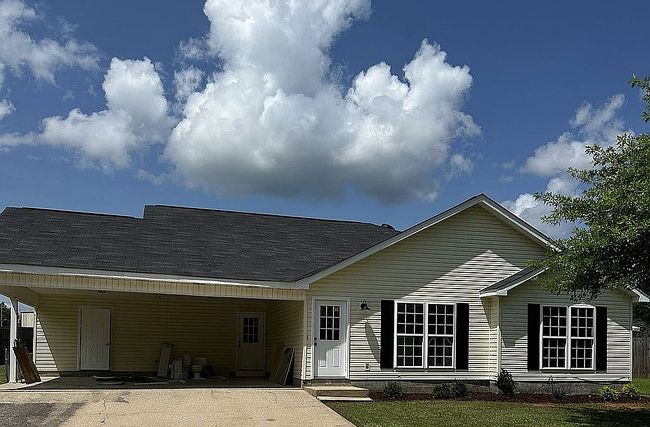 Photo of 71 Park Mnr, Moundville, AL