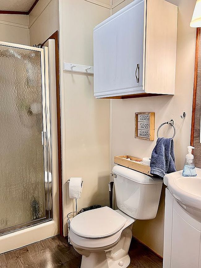 Preview of property located at 44 Orchard Lane Ct