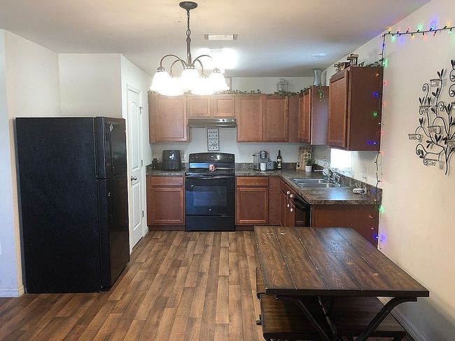 Photo of 301 Nw 20th Ter, Cape Coral, FL