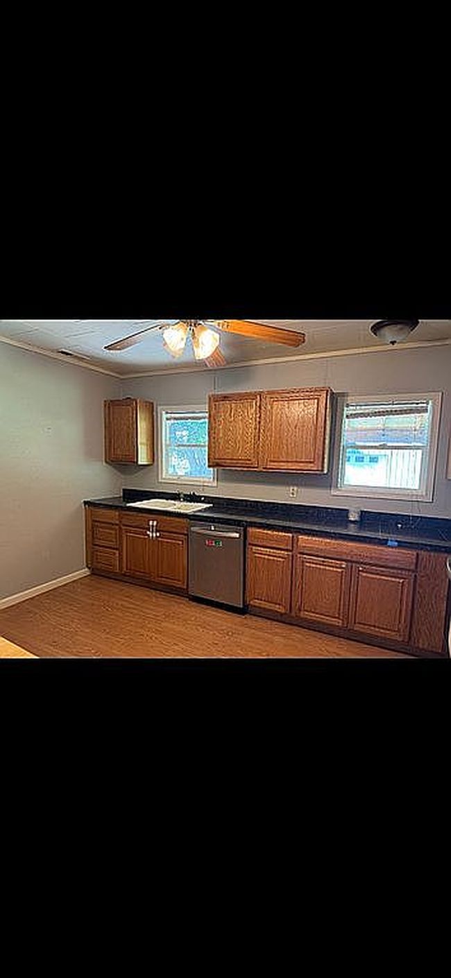 Image of 209 Main St