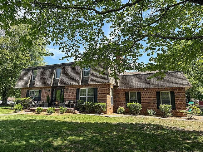 Image of 1501 Beckett Dr