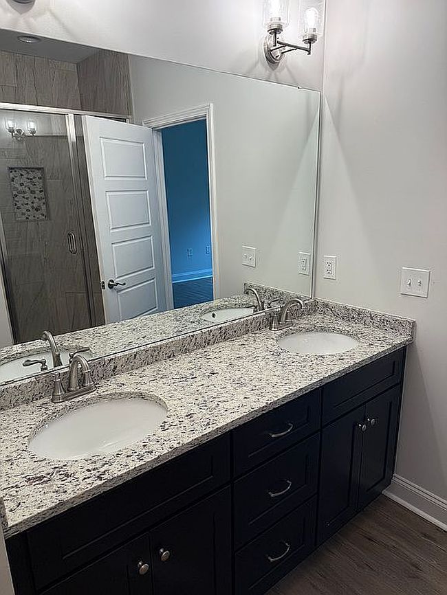 Image of 2586 Cedrus Ave