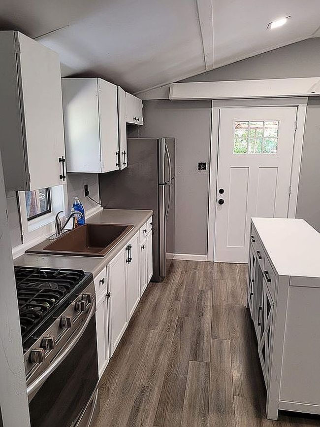 Image of 1646 N Double Springs Rd