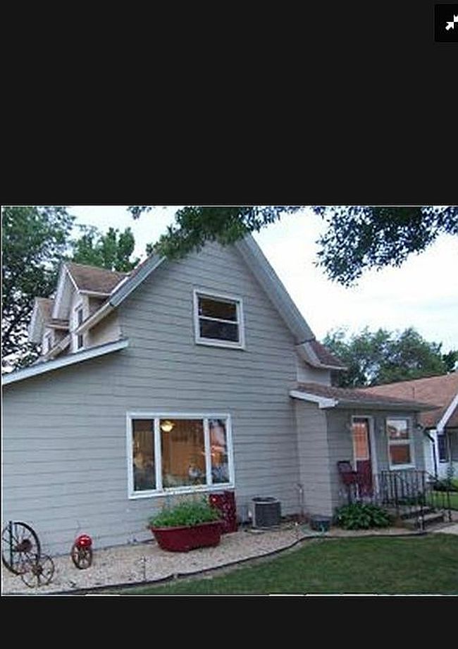 Photo of 110 Jones St, Moville, IA