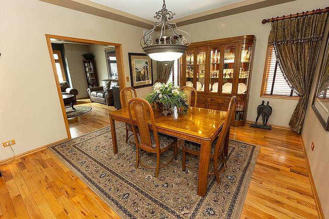 Image of 358 Carey Ct