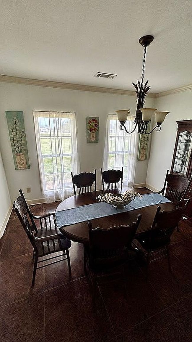 Image of 64 Horseshoe Dr