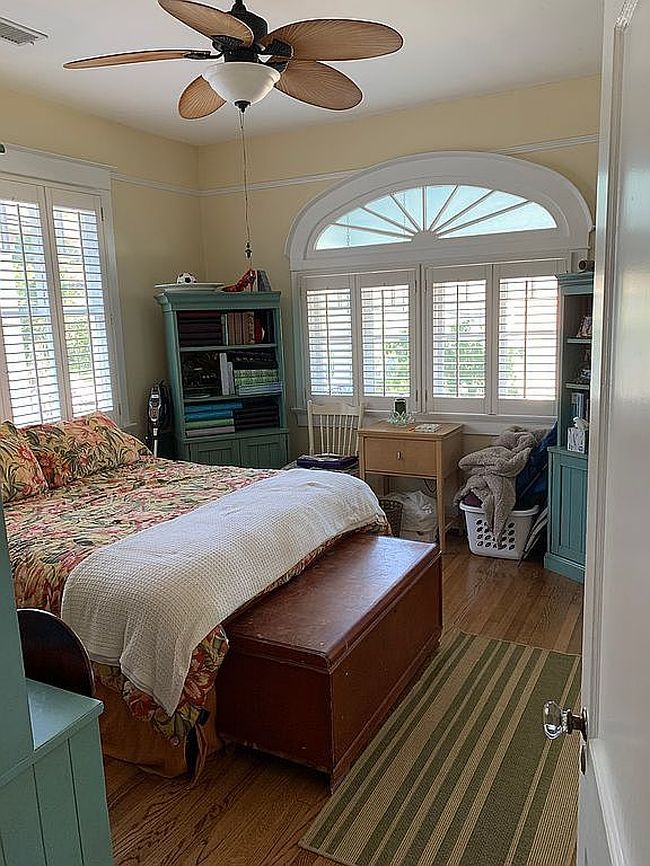 Photo of 2527 Calhoun St, New Orleans, LA