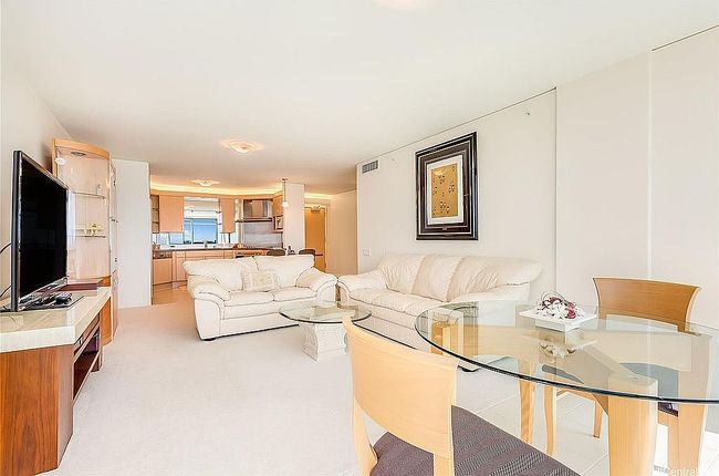 Image of 88 Piikoi St Apt 3907