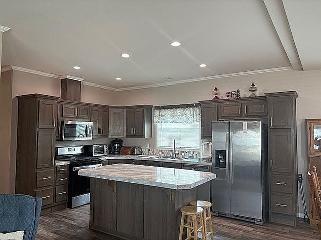 Image of 9602 Bishop Dr #12