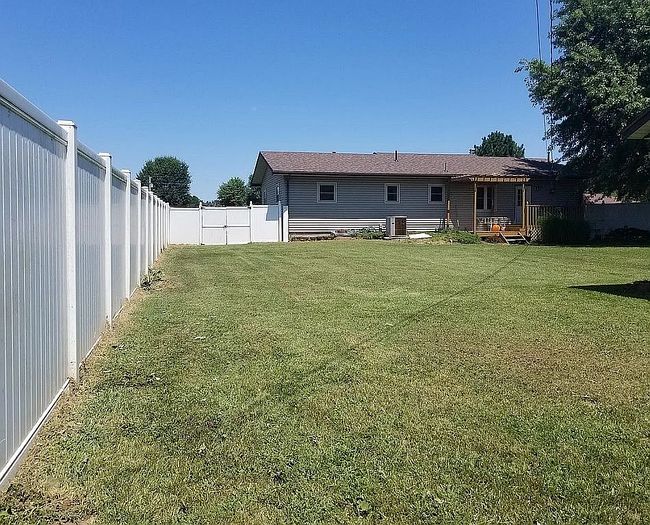 Photo of 817 Fillmore St, Mount Vernon, MO
