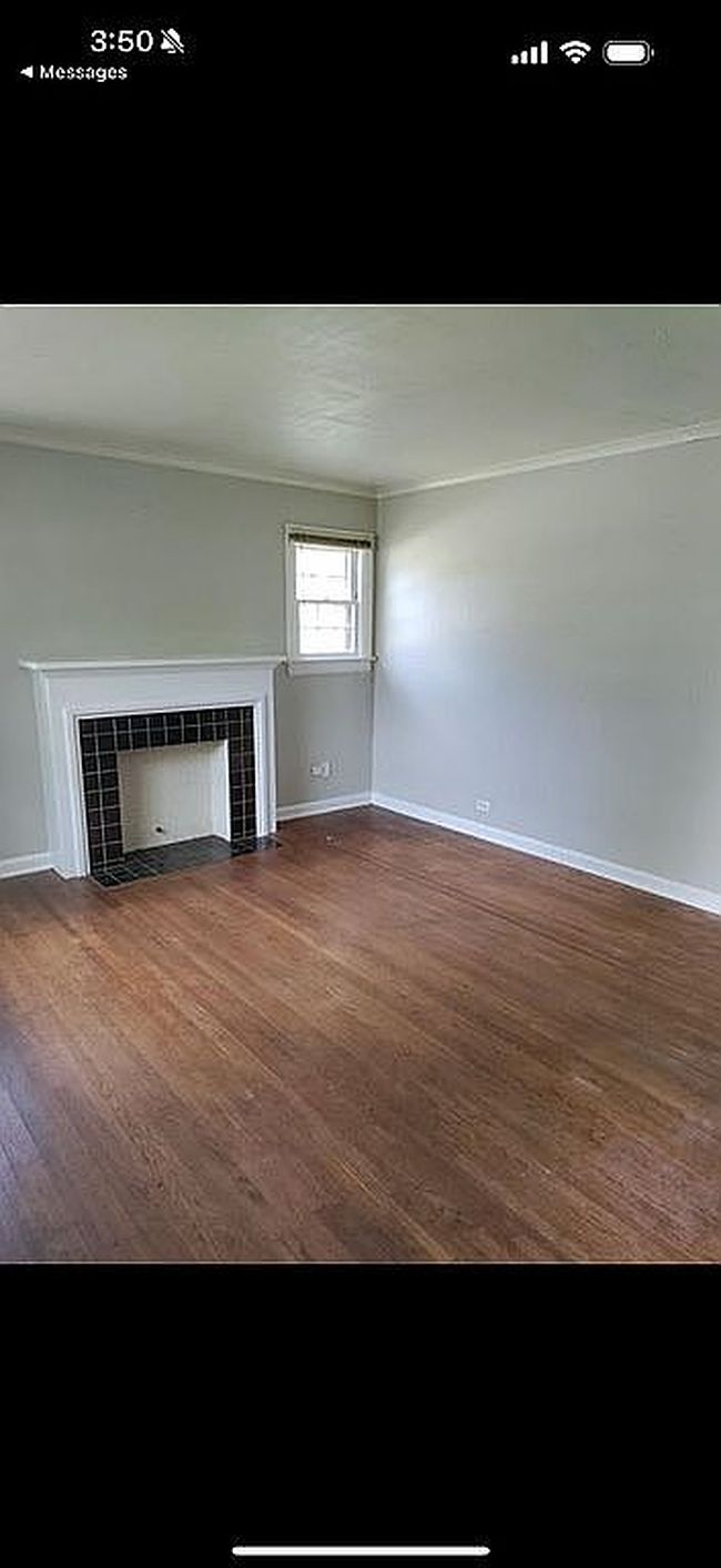 Additional photo 2 of property located at 119 N Florence Pl