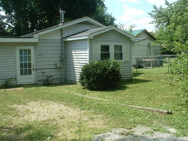 Preview of property located at 818 1/2 S 19th St
