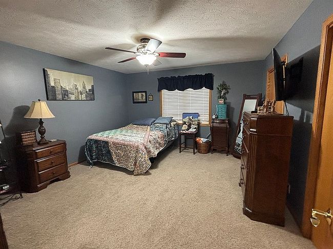 Additional photo 1 of property located at 902 Ronan Dr