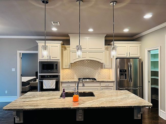 Additional photo 2 of property located at 18712 Lochridge Dr