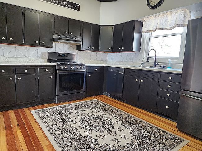 Image of 123 S Locust Ave