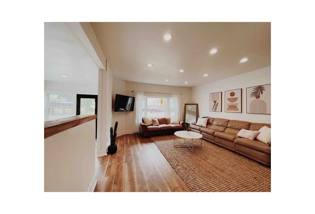 Photo of 210 E Fourteenth St, Traverse City, MI