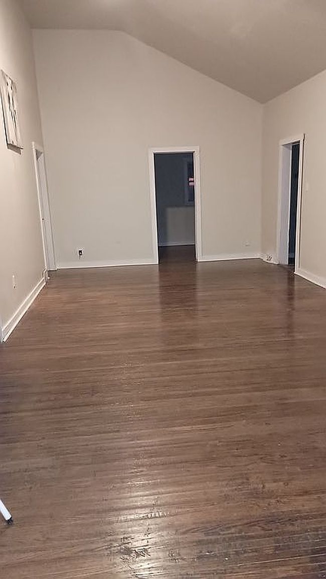 Image of 301 S Douglas St #1