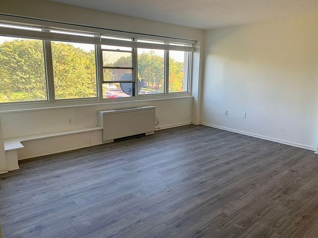 Photo of 1200 Marlton Pike E Apt 304, Cherry Hill, NJ