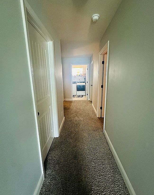 Photo of 23 Lodge Trl, Monticello, IL