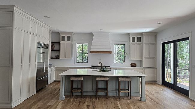 Photo of 496 Commonwealth Rd, Mount Pleasant, SC