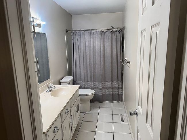 Image of 54 Lakewood Dr