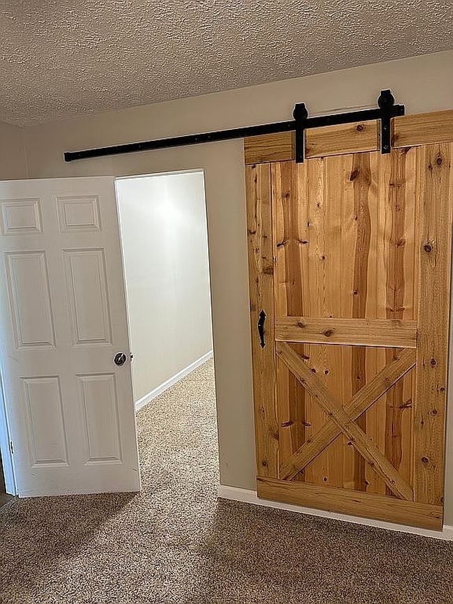 Image of 840 Shields Dr