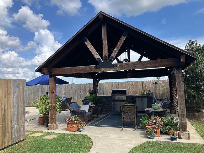 Photo of 1080 Bear Creek Cir, Breaux Bridge, LA