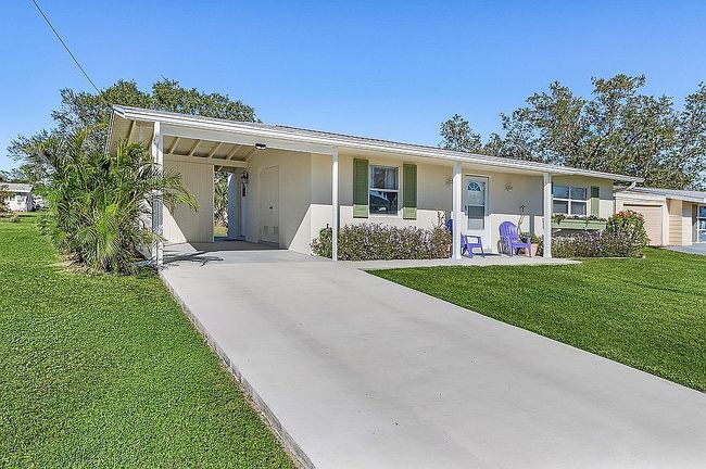 Additional photo 2 of property located at 22308 Laramore Ave