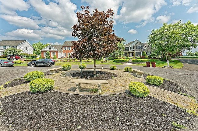 Image of 14 Ridgefield Way