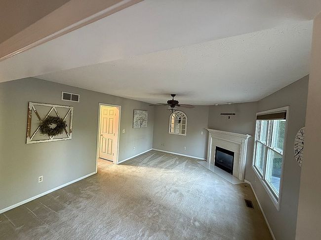 Photo of 1334 White Rose Dr, Waynesville, OH