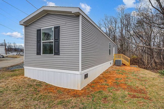 Image of 120 Buckingham Ln