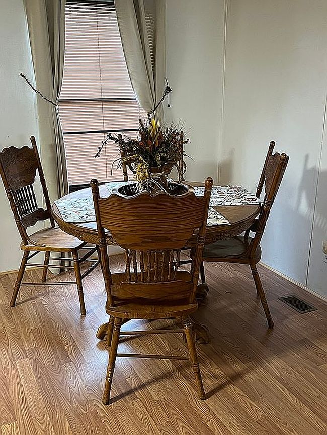 Image of 111 Pinion Dr