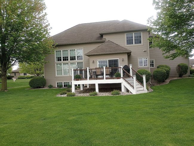 Photo of 1306 Mccormick Dr, Nappanee, IN
