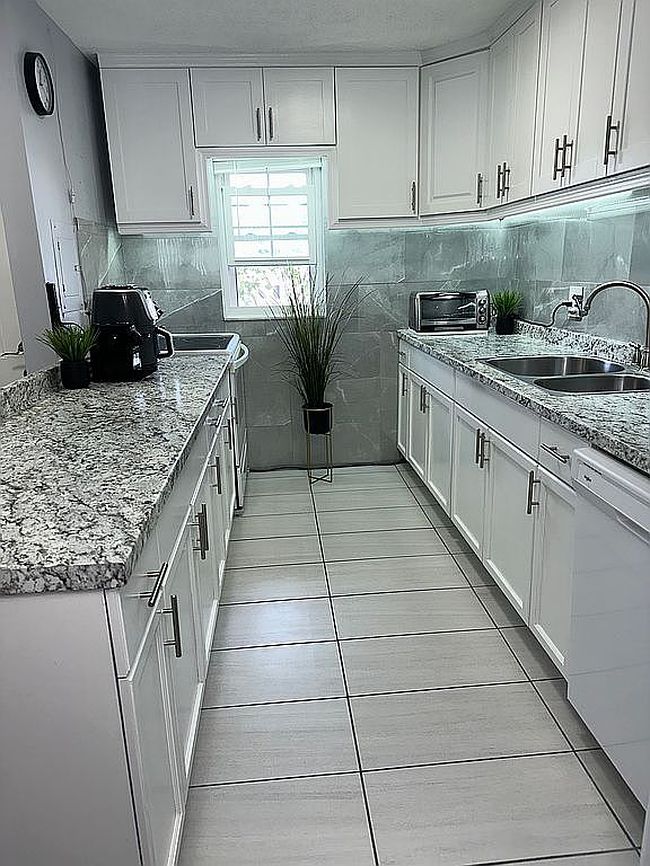 Preview of property located at 6960 20th Ave N Apt 302