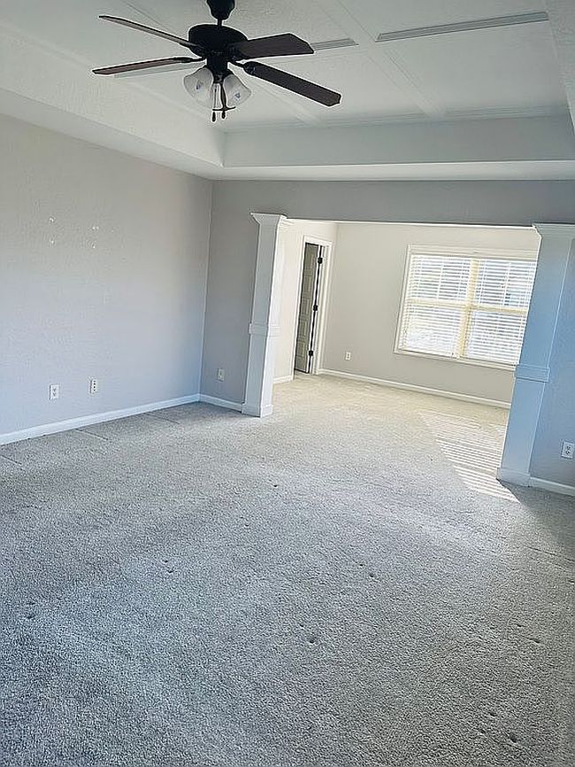 Image of 6 Pebblebrook Ln