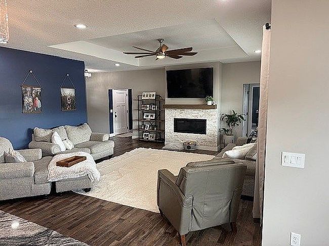 Photo of 5606 Emily Rd, Bettendorf, IA