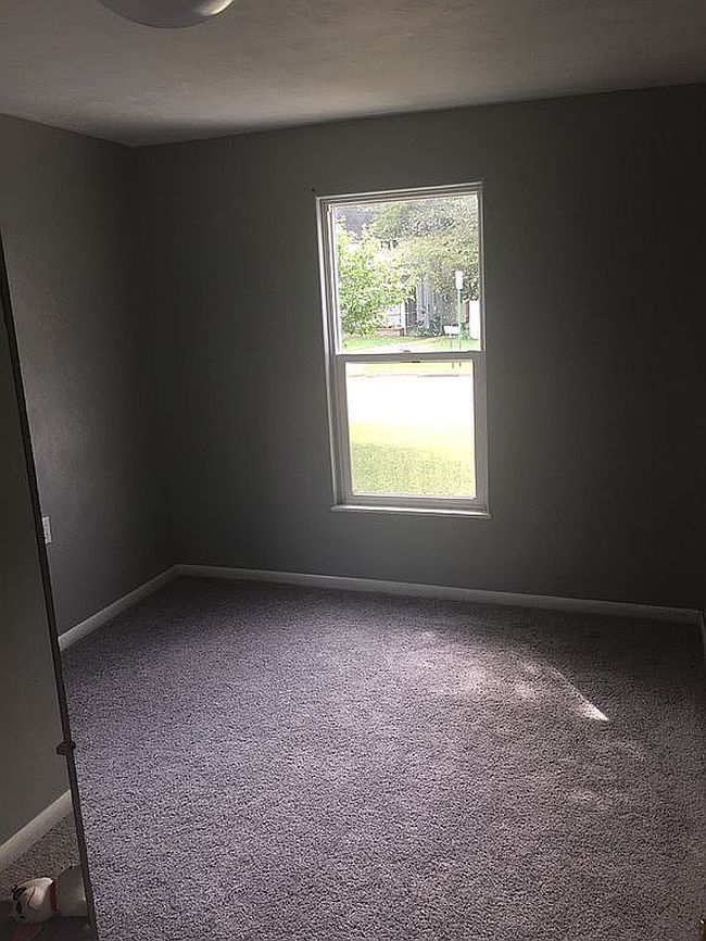 Image of 132 Park Dr