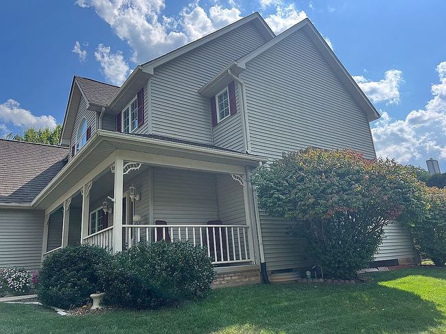 Preview of property located at 5005 N White River Dr