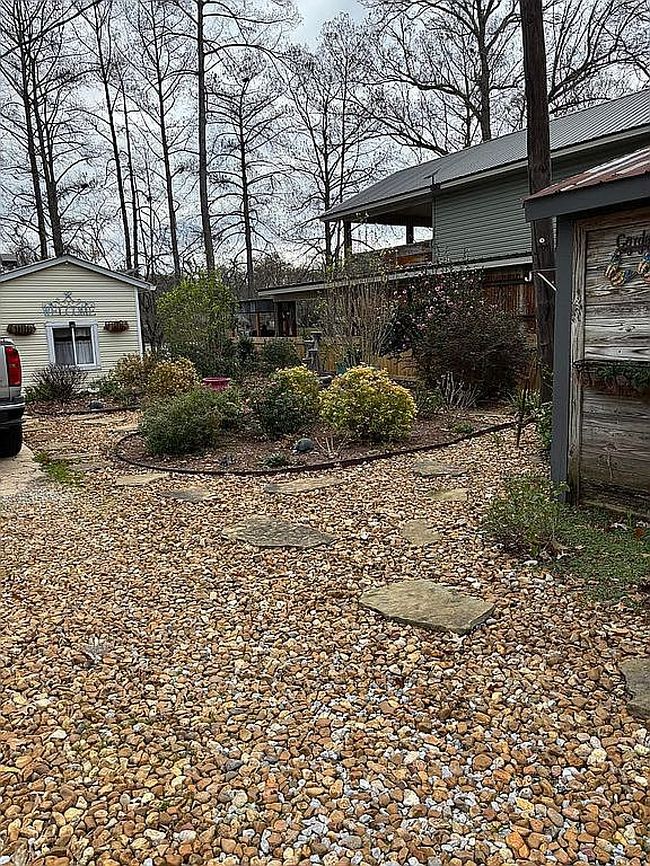 Image of 198 Chuck Davis Ln