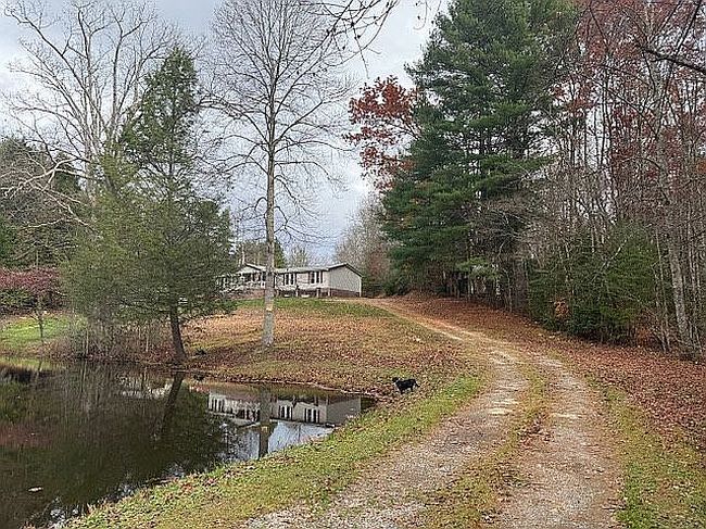Image of 6326 Lake Breeze Rd