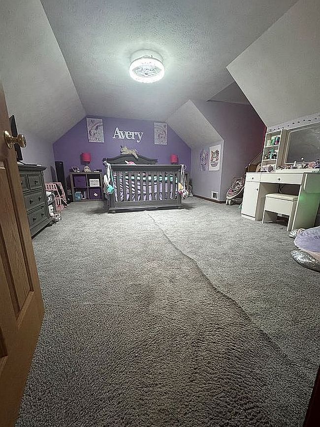 Photo of 225 Stone Church Rd, Wheeling, WV