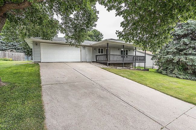 Photo of 500 W 2nd St, Dell Rapids, SD