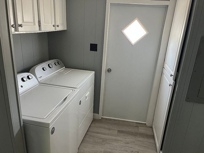 Image of 319 W Warren St