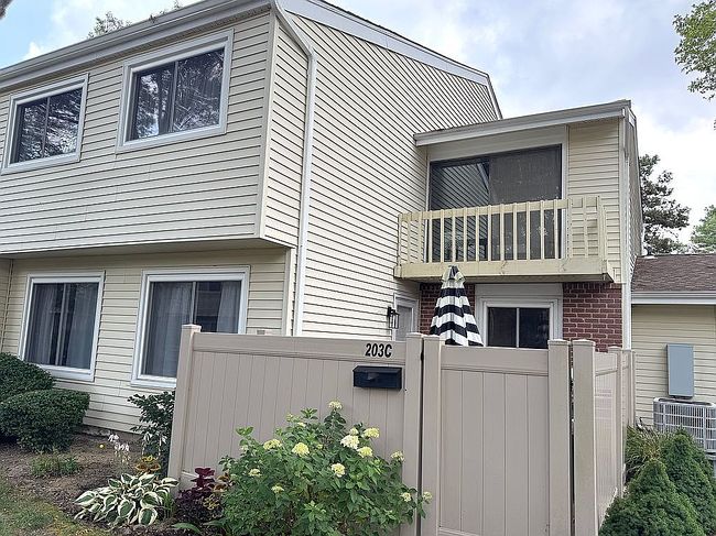 Photo of 203 Springmeadow Dr Unit C, Holbrook, NY